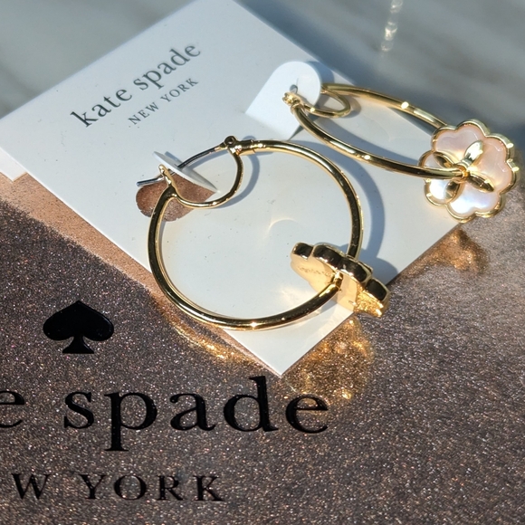 NWT Kate Spade Heritage Bloom Hoop Earrings - Picture 14 of 15